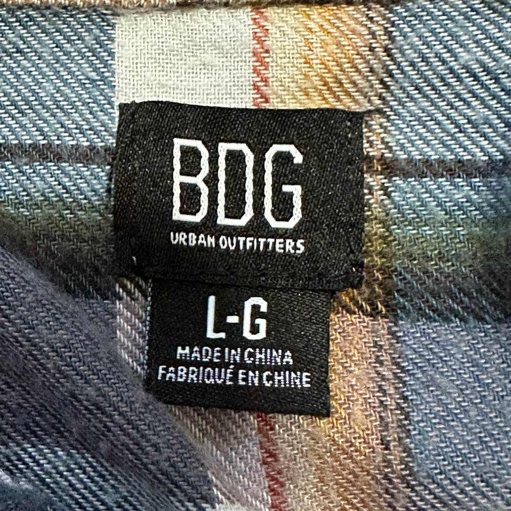 BDG Urban Outfitters Oversized Brendan Women’s Flannel Shirt - Picture 11 of 13